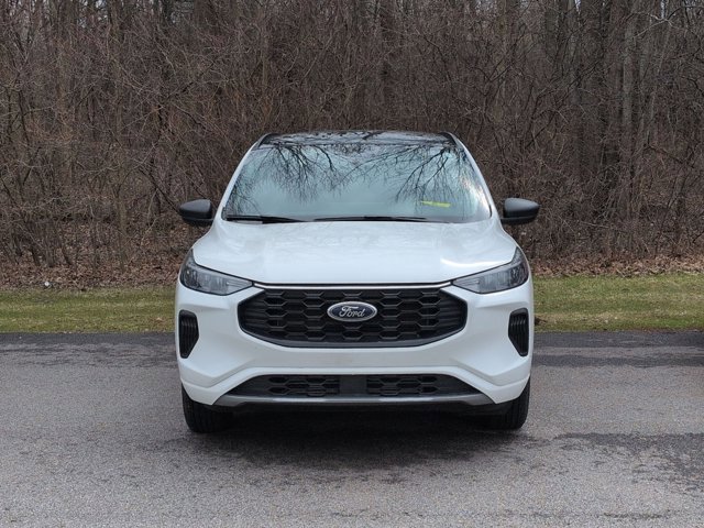 Used 2024 Ford Escape ST-Line w/ Tech Pack #1 image 2