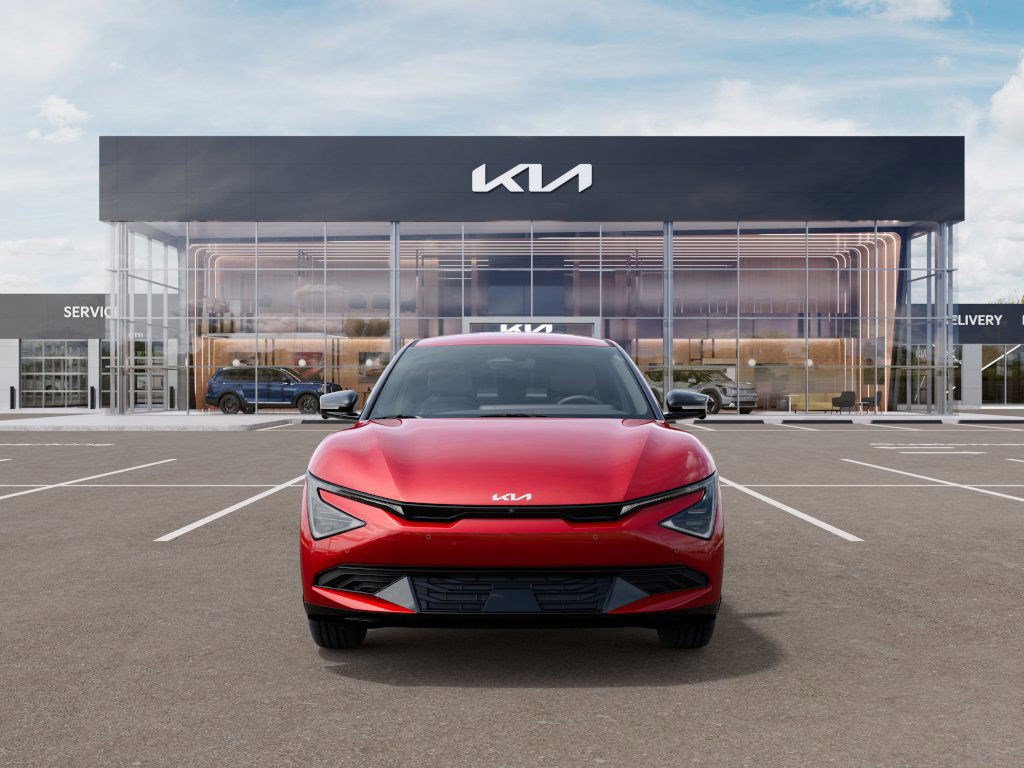 New 2025 Kia EV6 Light w/ Light LR Technology Package image 2