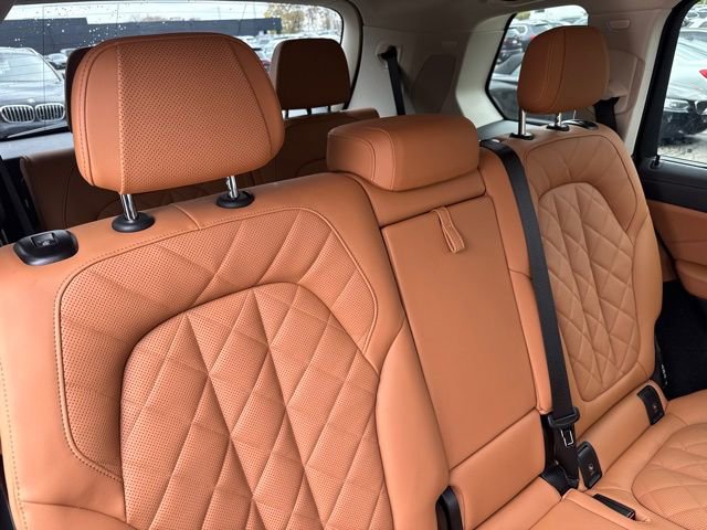 Certified 2024 BMW X7 xDrive40i w/ Premium Package image 31