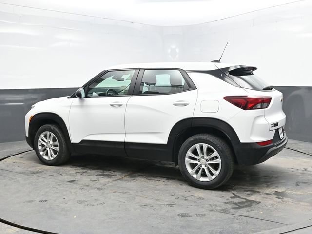 Used 2023 Chevrolet TrailBlazer LS AWD/4WD image 4