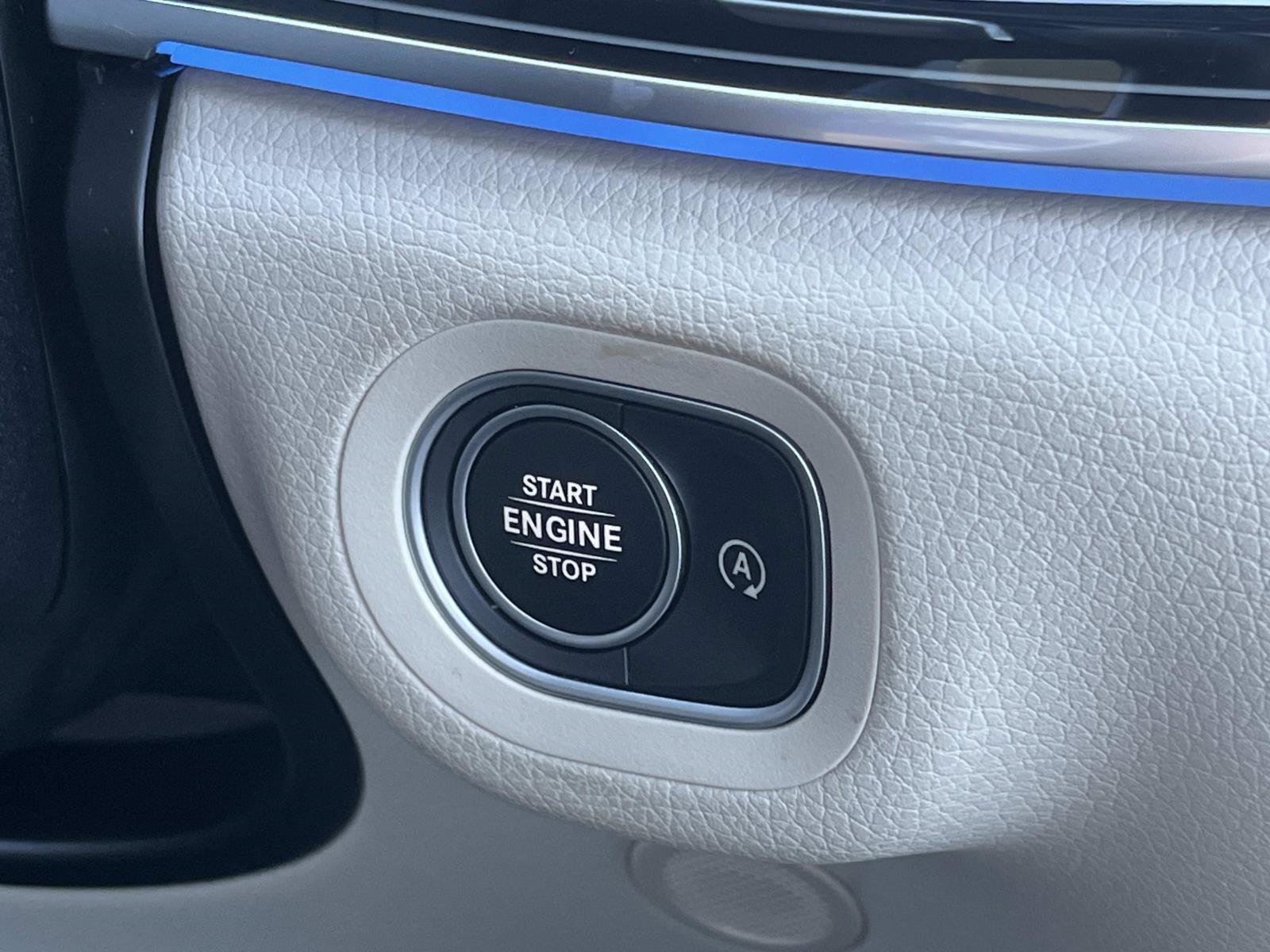 Certified 2025 Mercedes-Benz GLE 350 4MATIC image 40