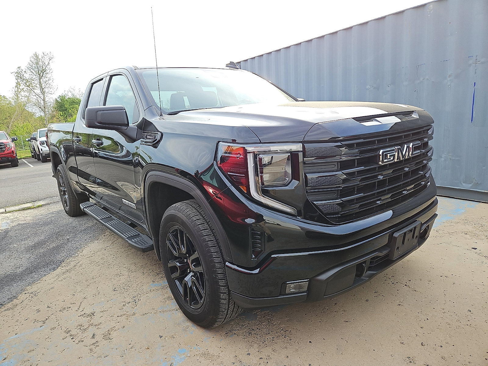 Certified 2024 GMC Sierra 1500 Elevation w/ LPO, Elevation Black Package
