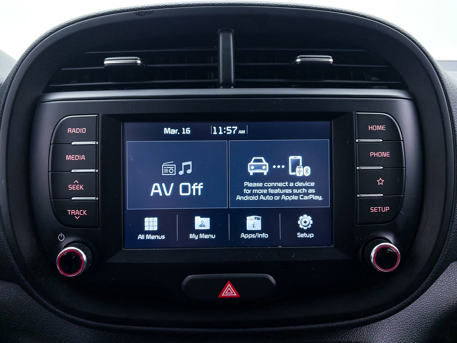 Used 2020 Kia Soul LX image 18