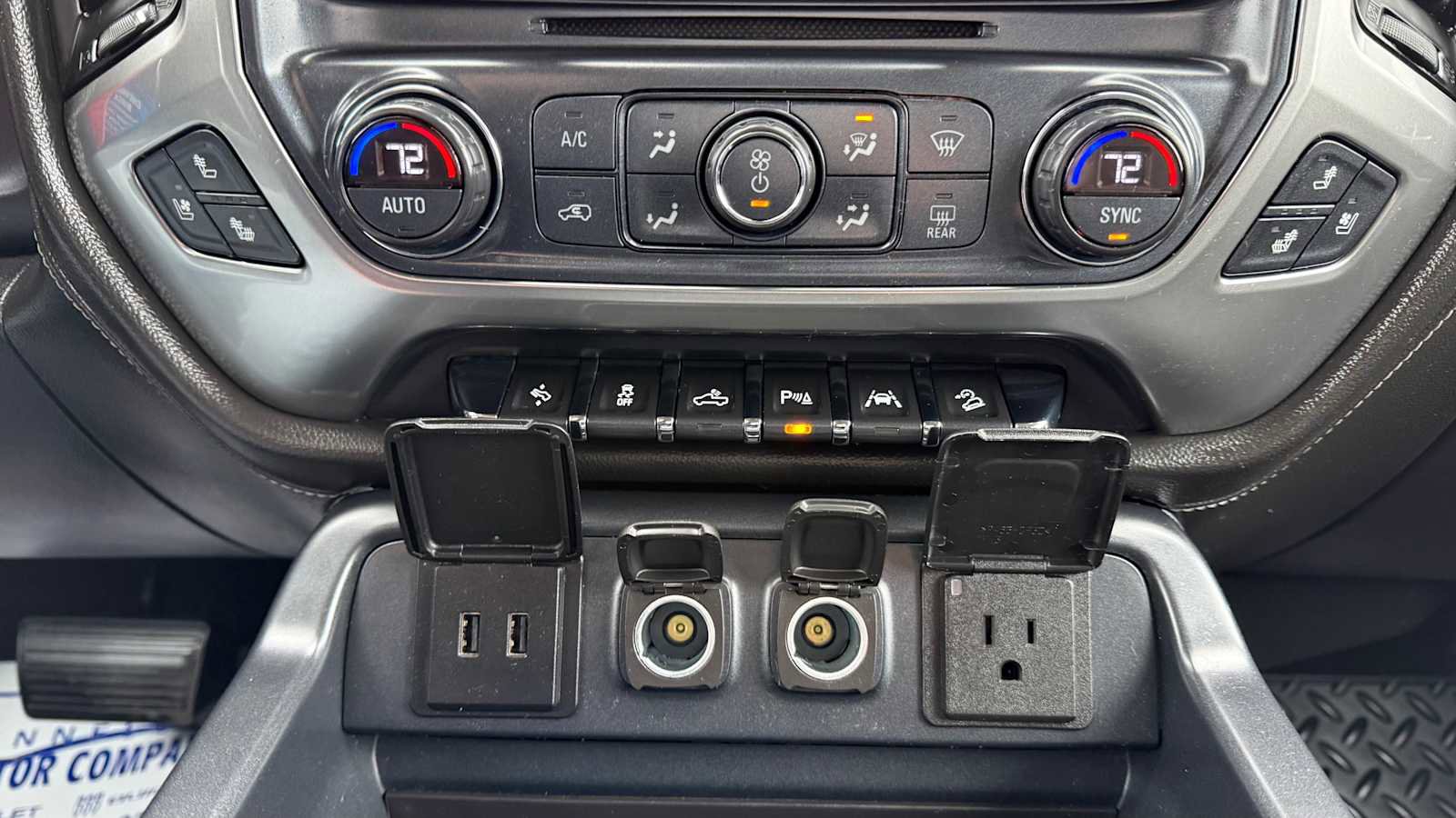 Used 2017 Chevrolet Silverado 1500 LTZ Z71 w/ LTZ Plus Package image 22