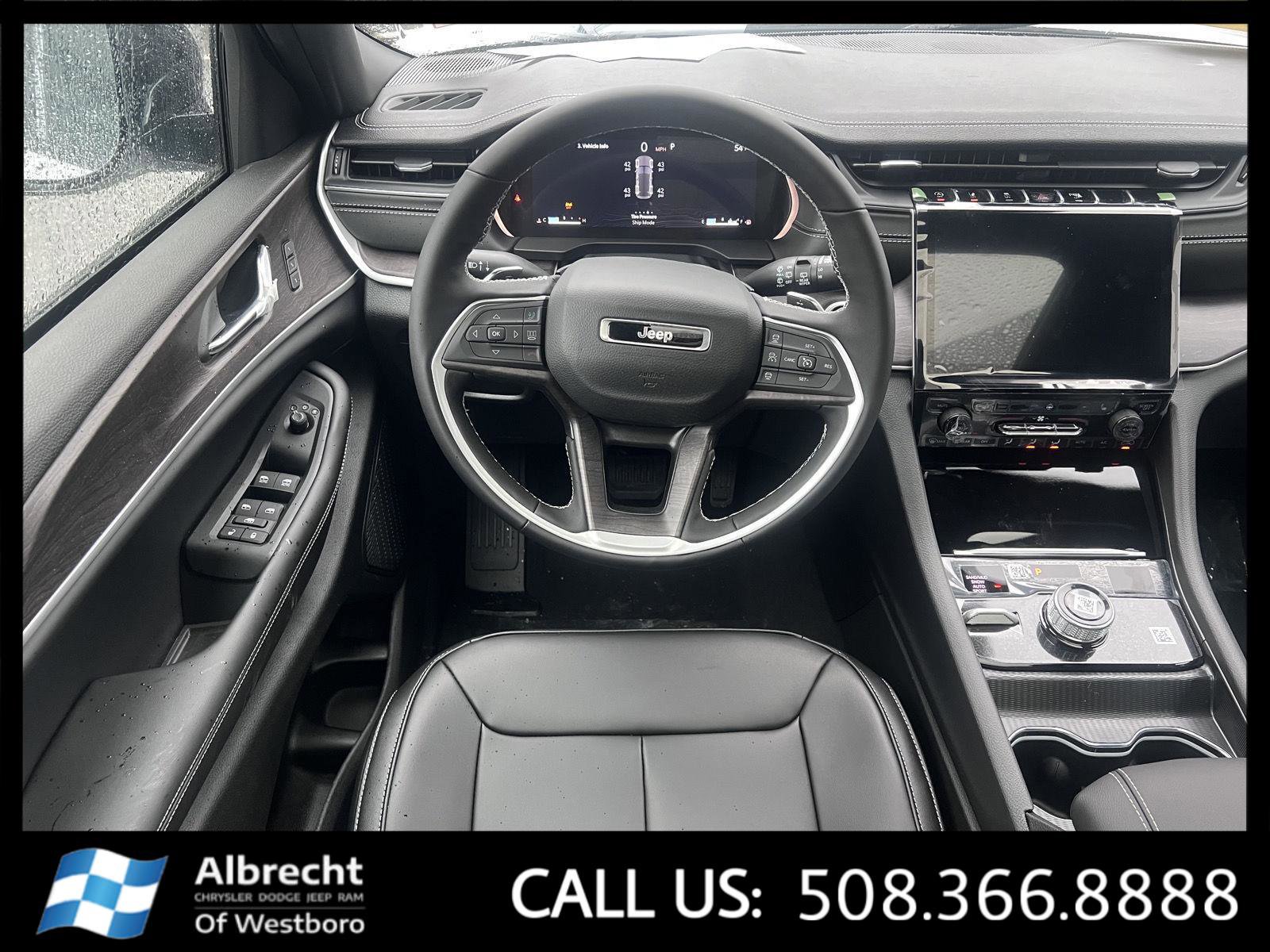 New 2025 Jeep Grand Cherokee Limited w/ Trailer Tow Package image 20