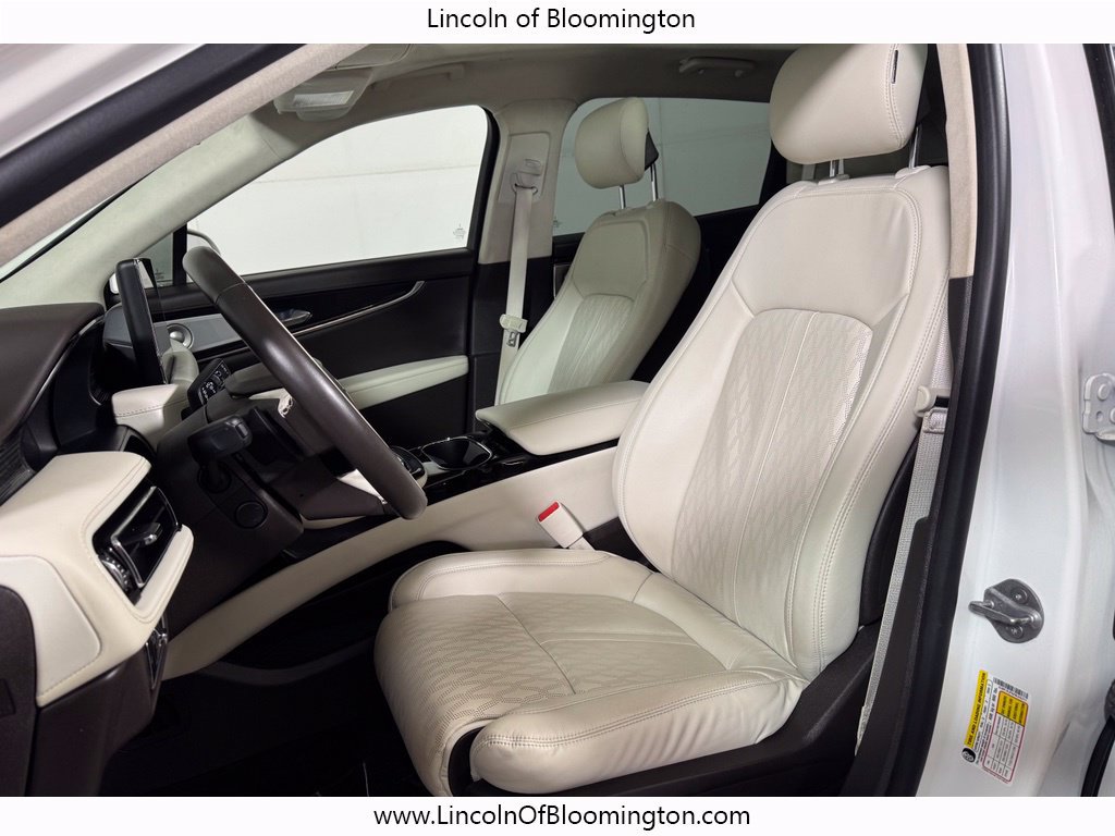 Used 2023 Lincoln Nautilus Black Label AWD/4WD image 17