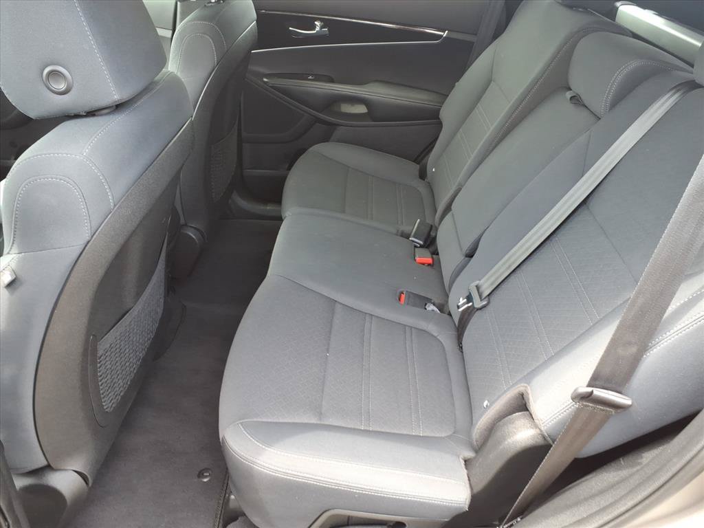 Used 2019 Kia Sorento AWD w/ LX Convenience Package image 13