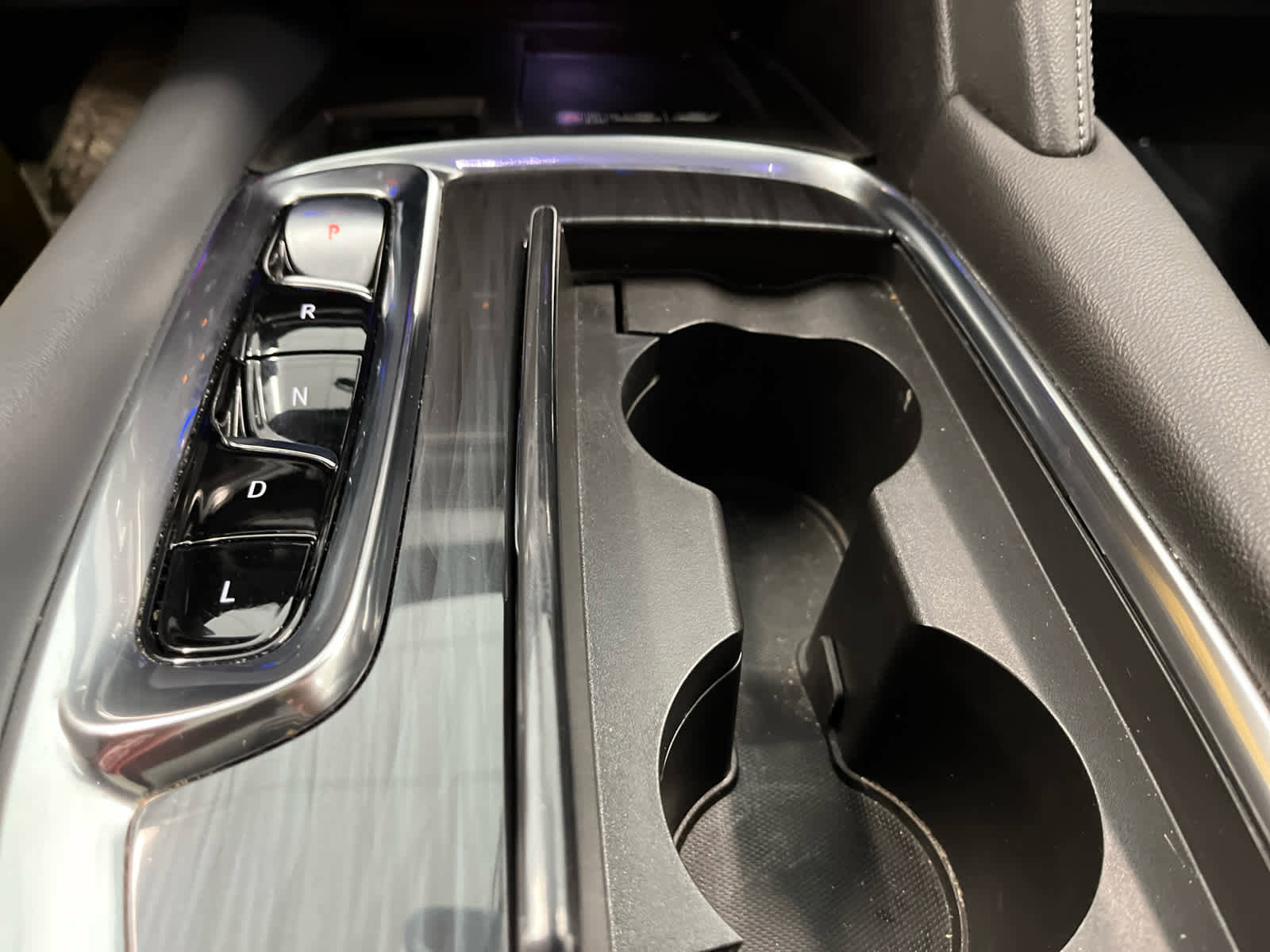 Used 2023 Buick Enclave Essence w/ Experience Buick Package image 29