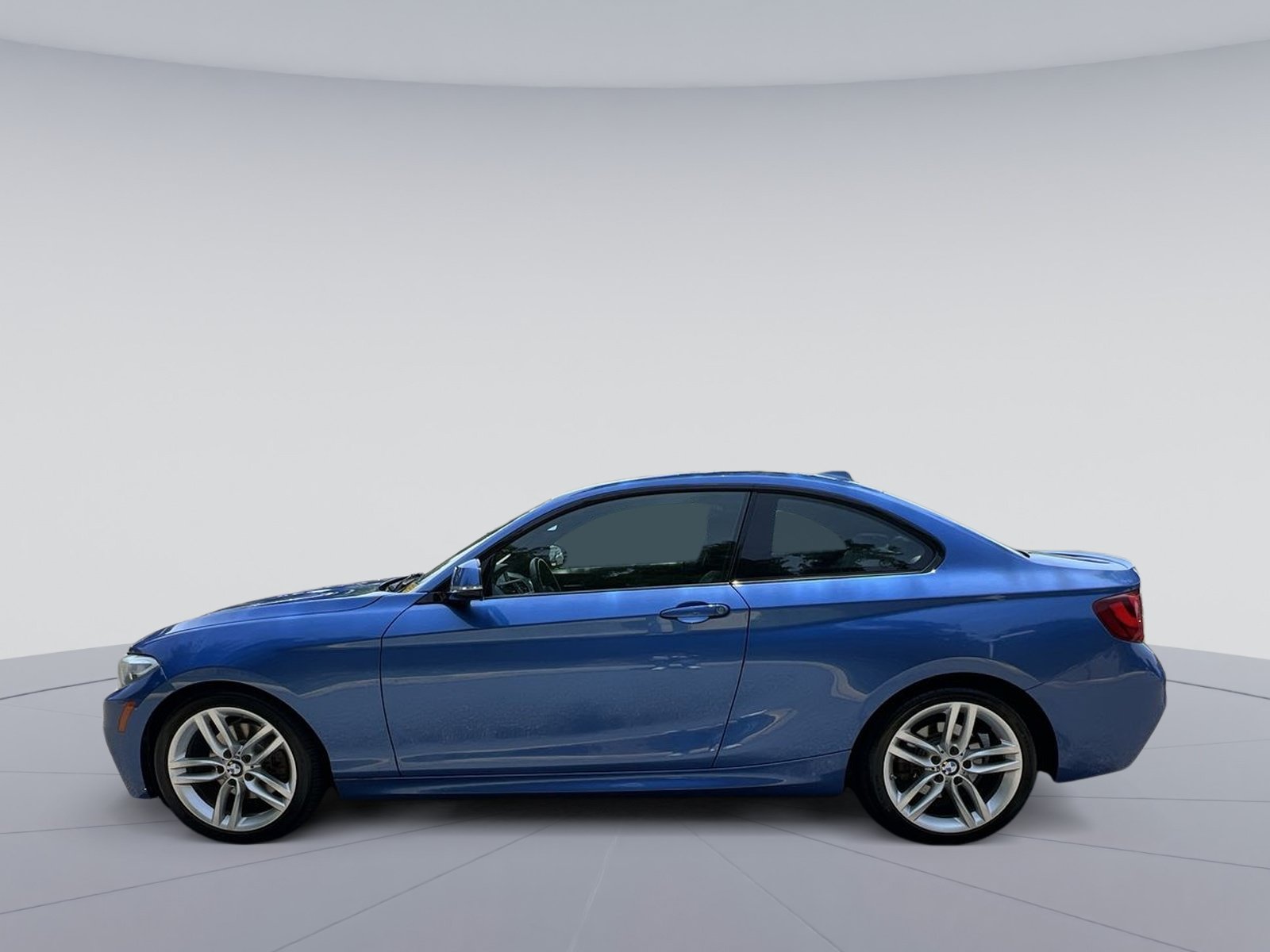 Used 2017 BMW 230i xDrive Coupe AWD/4WD image 6