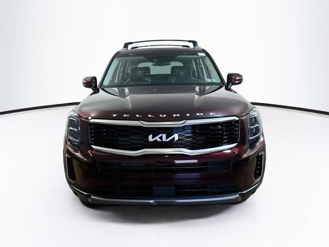 Used 2022 Kia Telluride EX w/ EX Premium Package FWD image 2