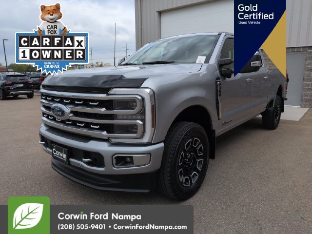 Used 2024 Ford F350 Platinum w/ FX4 Off-Road Package AWD/4WD image 9