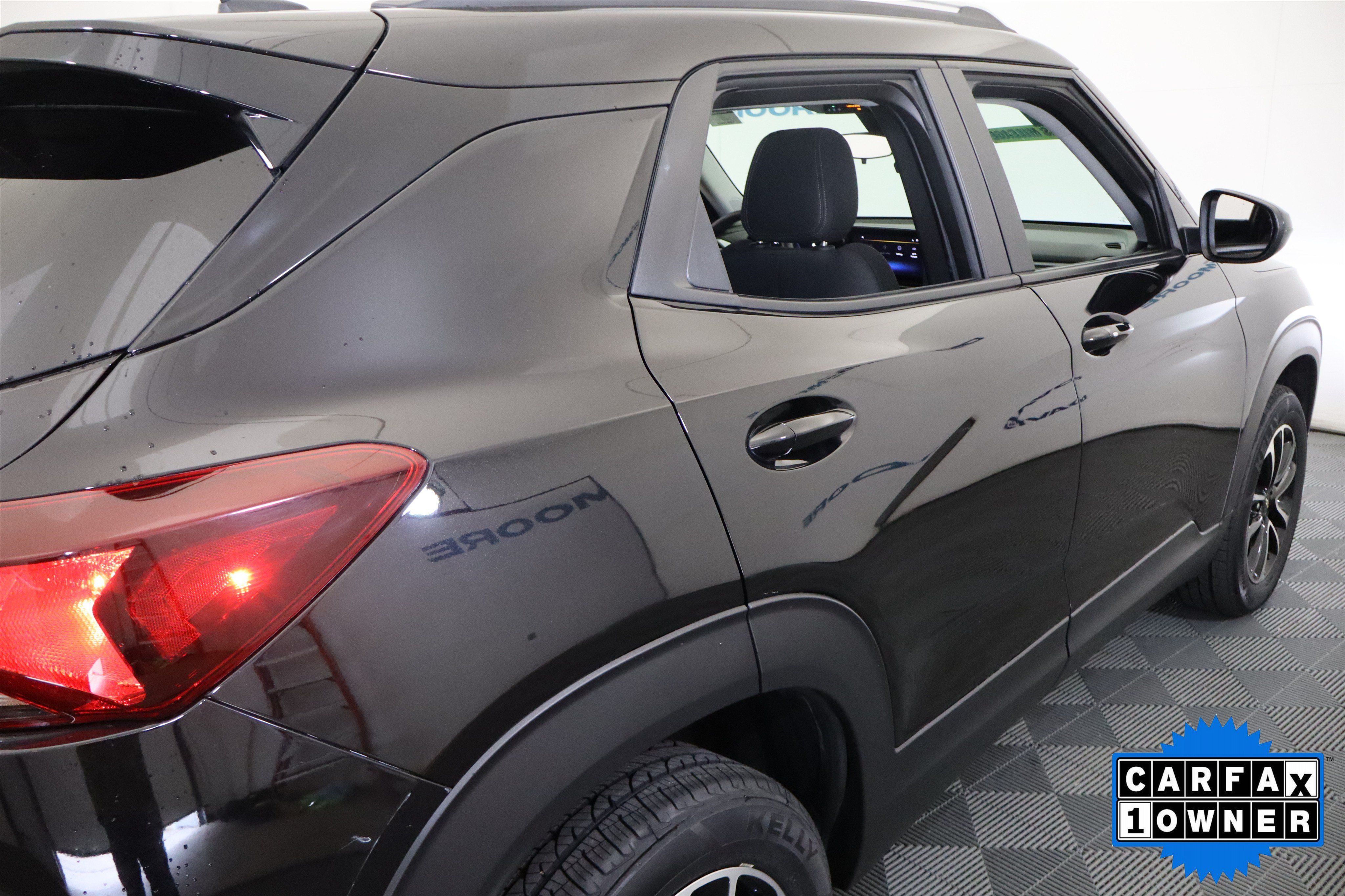 Used 2025 Chevrolet TrailBlazer LT AWD/4WD image 7