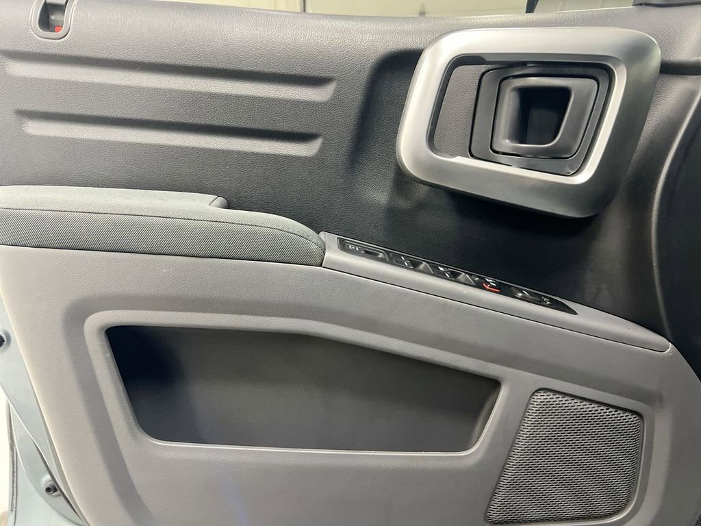 Used 2007 Honda Ridgeline RT image 19