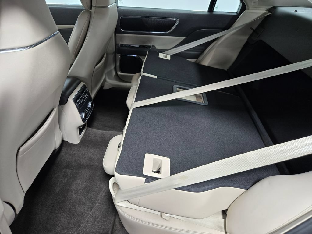 Used 2017 Lincoln Continental Reserve w/ Climate Package AWD/4WD image 38