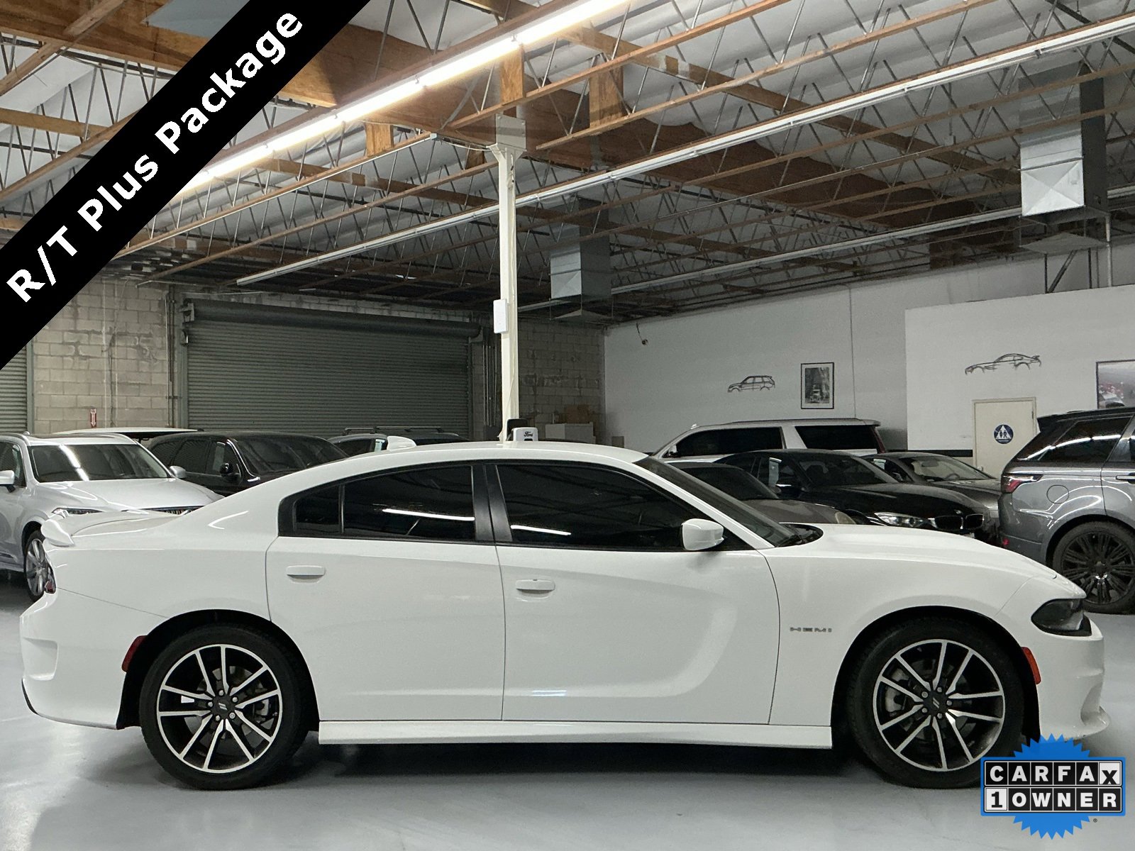 Used 2022 Dodge Charger R/T w/ Plus Group image 2
