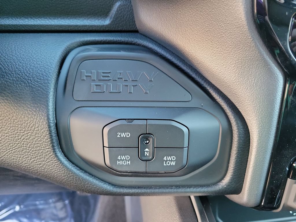 New 2026 RAM 2500 Big Horn AWD/4WD image 12