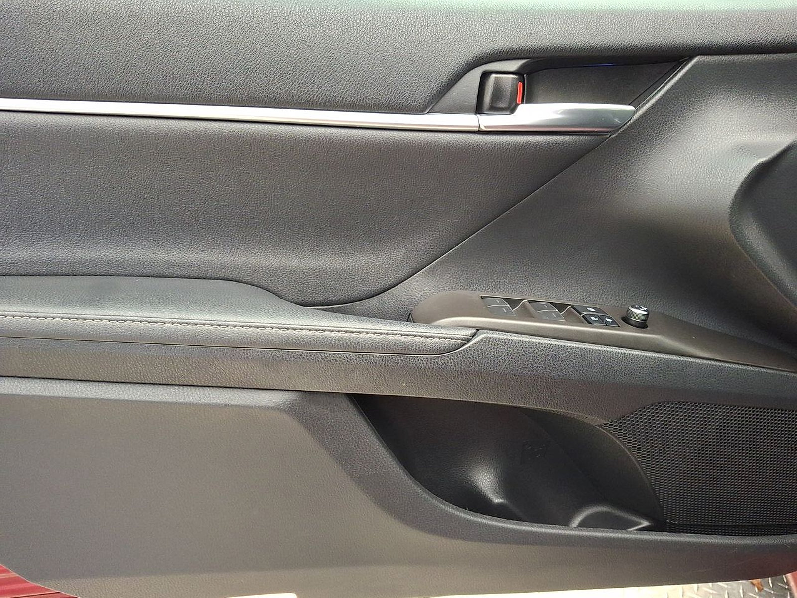 Certified 2021 Toyota Camry XLE AWD/4WD image 14