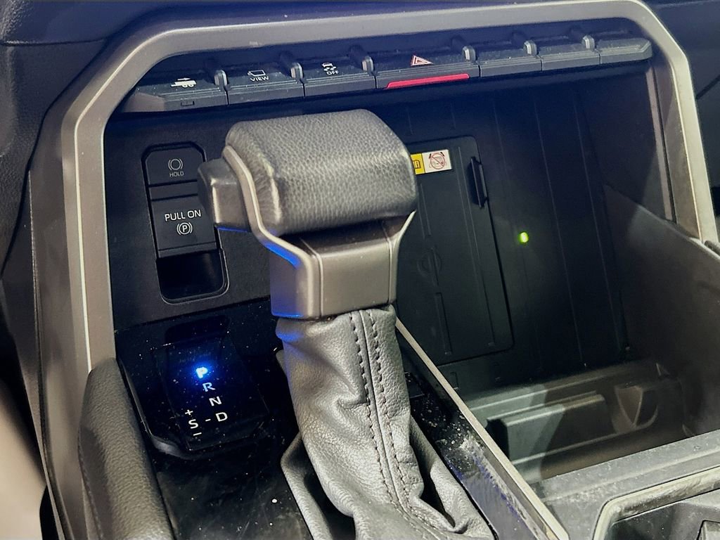 Used 2023 Toyota Tundra Limited AWD/4WD image 14