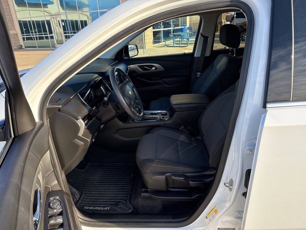 Used 2018 Chevrolet Traverse LS image 18