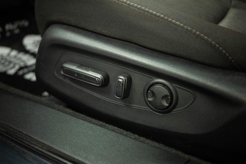 Used 2024 Honda Accord EX image 11