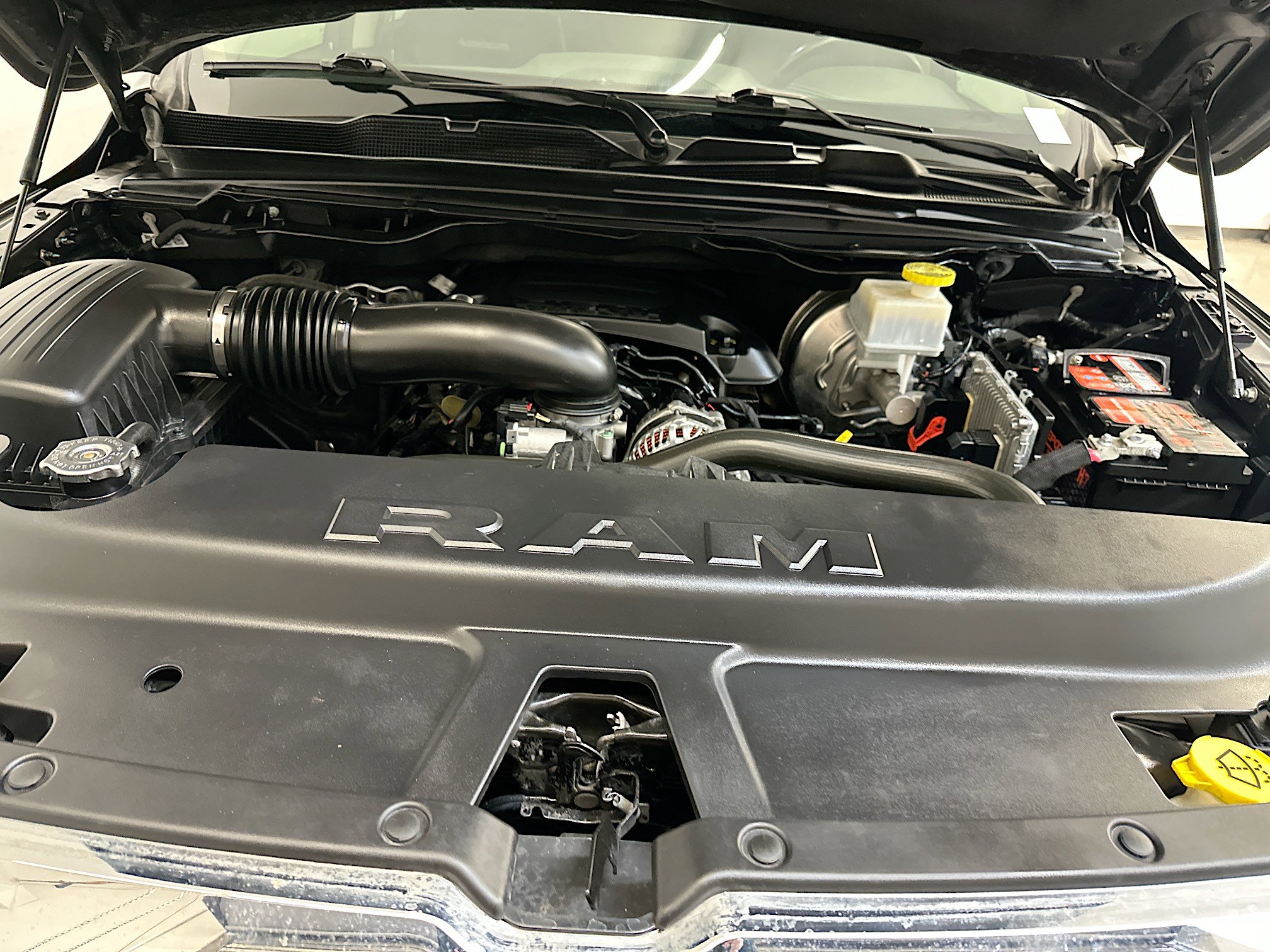 Used 2021 RAM 1500 Laramie image 34