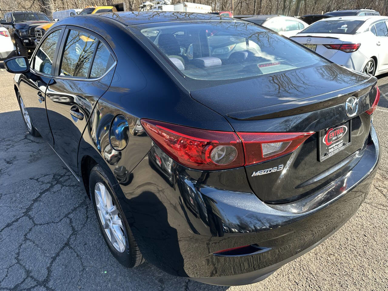 Used 2014 MAZDA MAZDA3 i Touring image 7