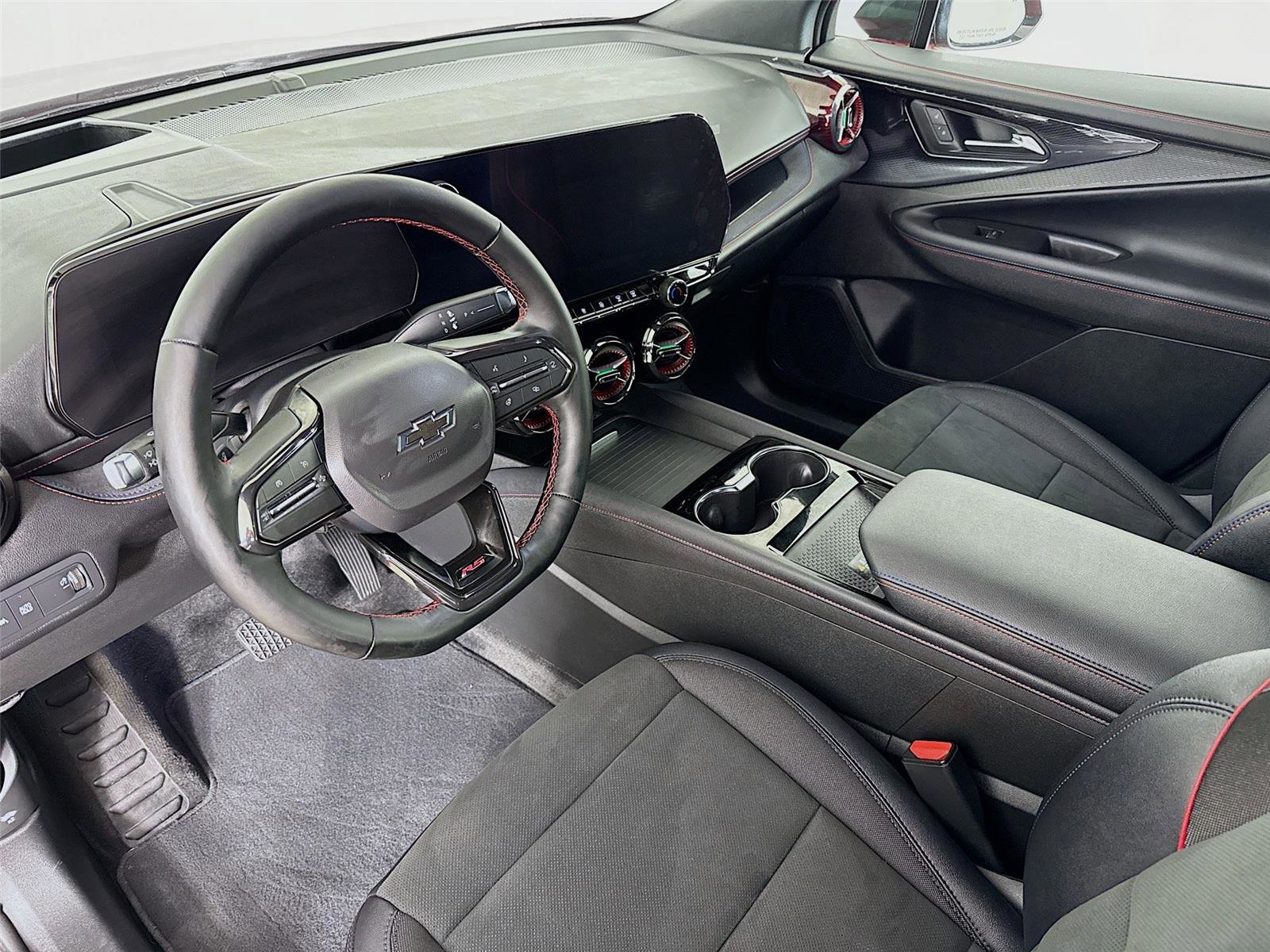 Used 2025 Chevrolet Blazer EV RS image 10