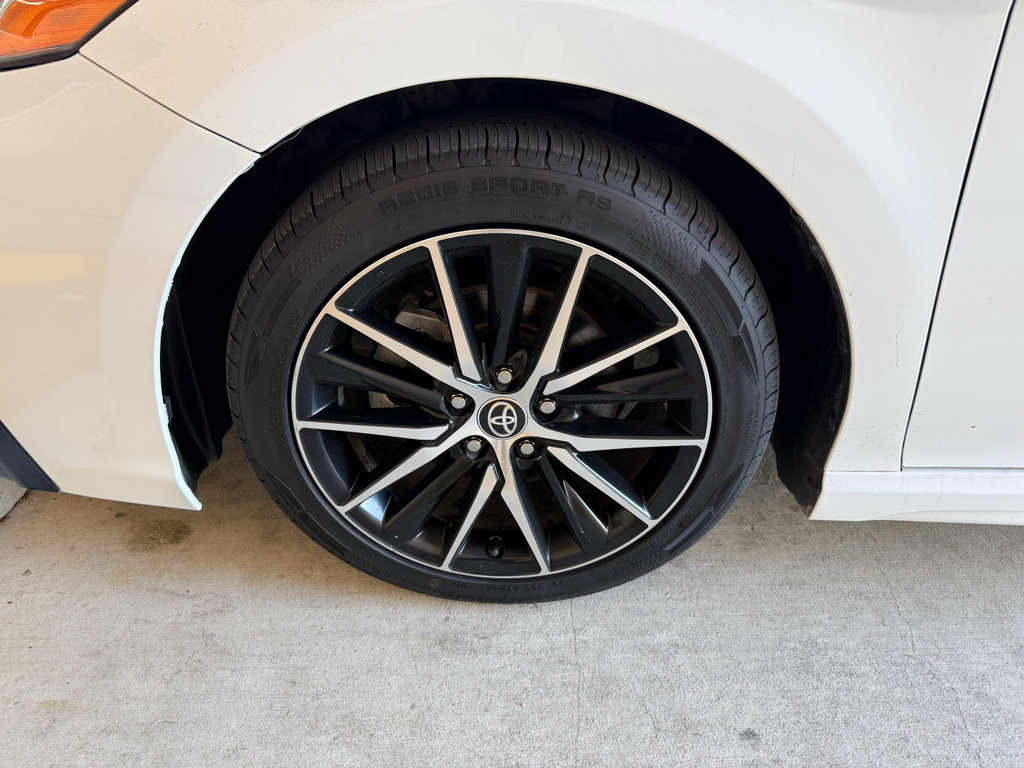Used 2022 Toyota Camry SE FWD image 27