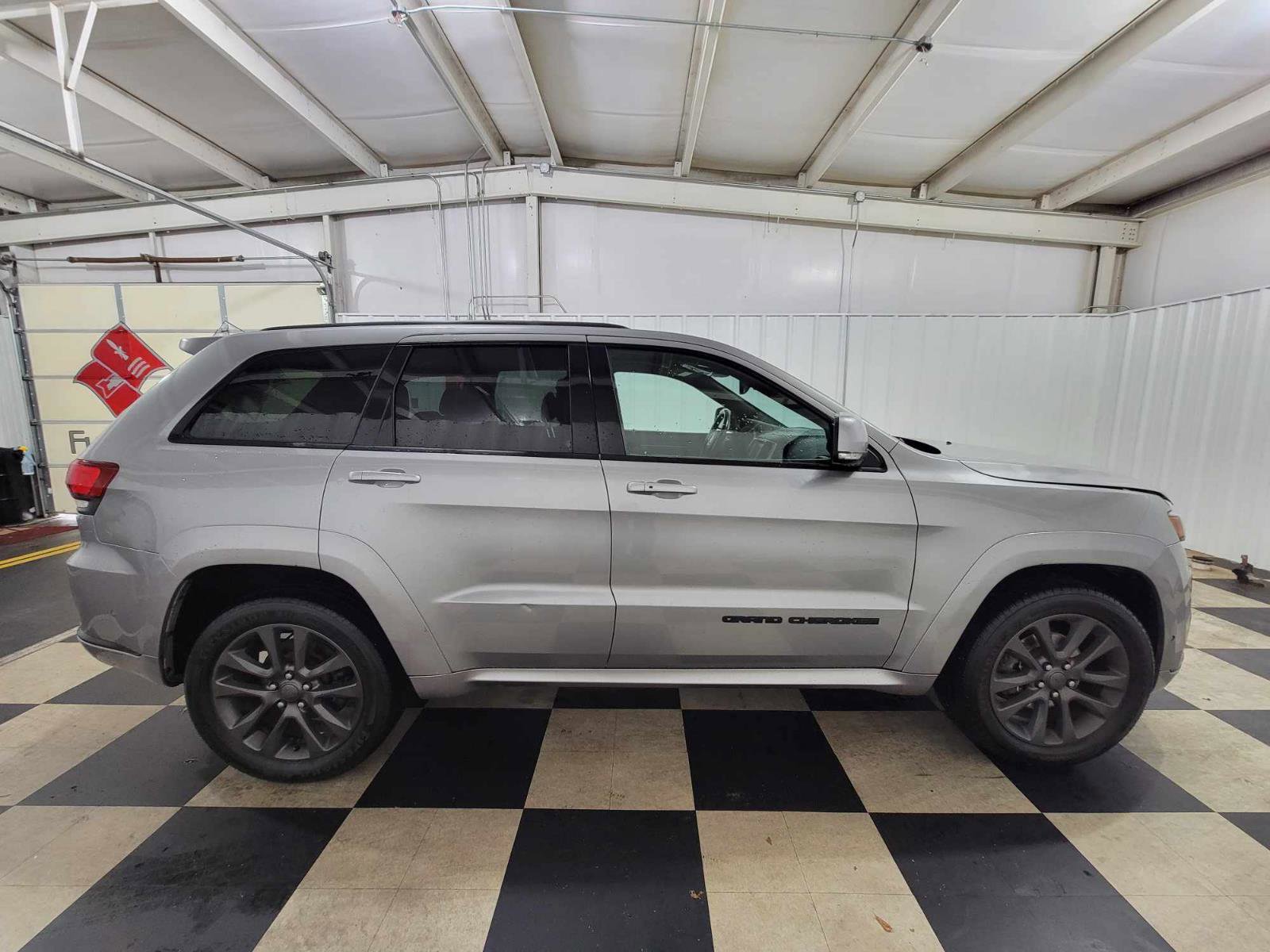Used 2018 Jeep Grand Cherokee High Altitude image 5
