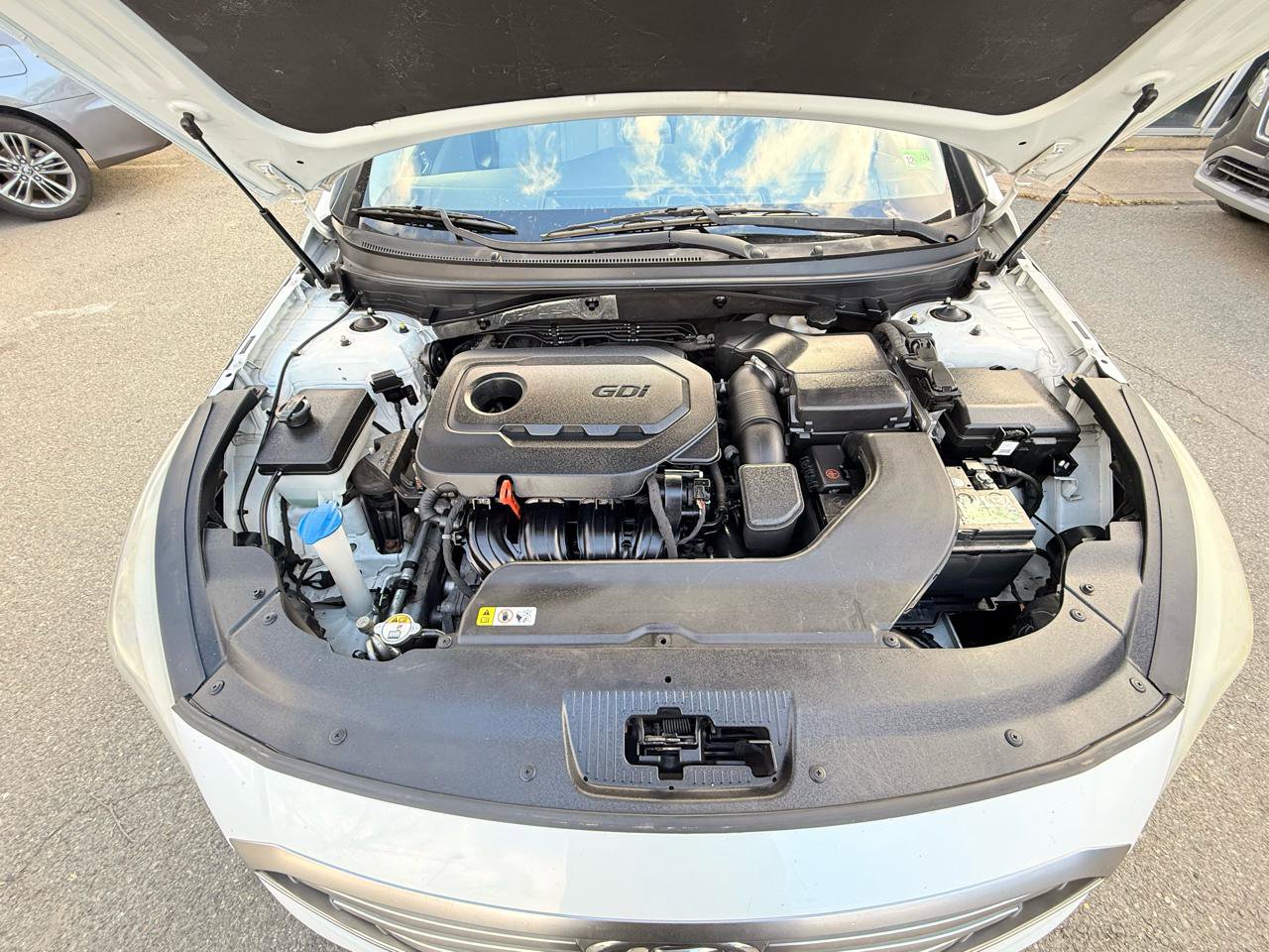 Used 2015 Hyundai Sonata SE image 35