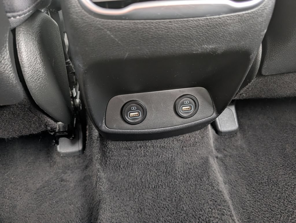 Used 2023 Hyundai Santa Fe SEL AWD/4WD image 18