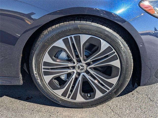 Used 2025 Mercedes-Benz E 350 4MATIC Sedan image 12