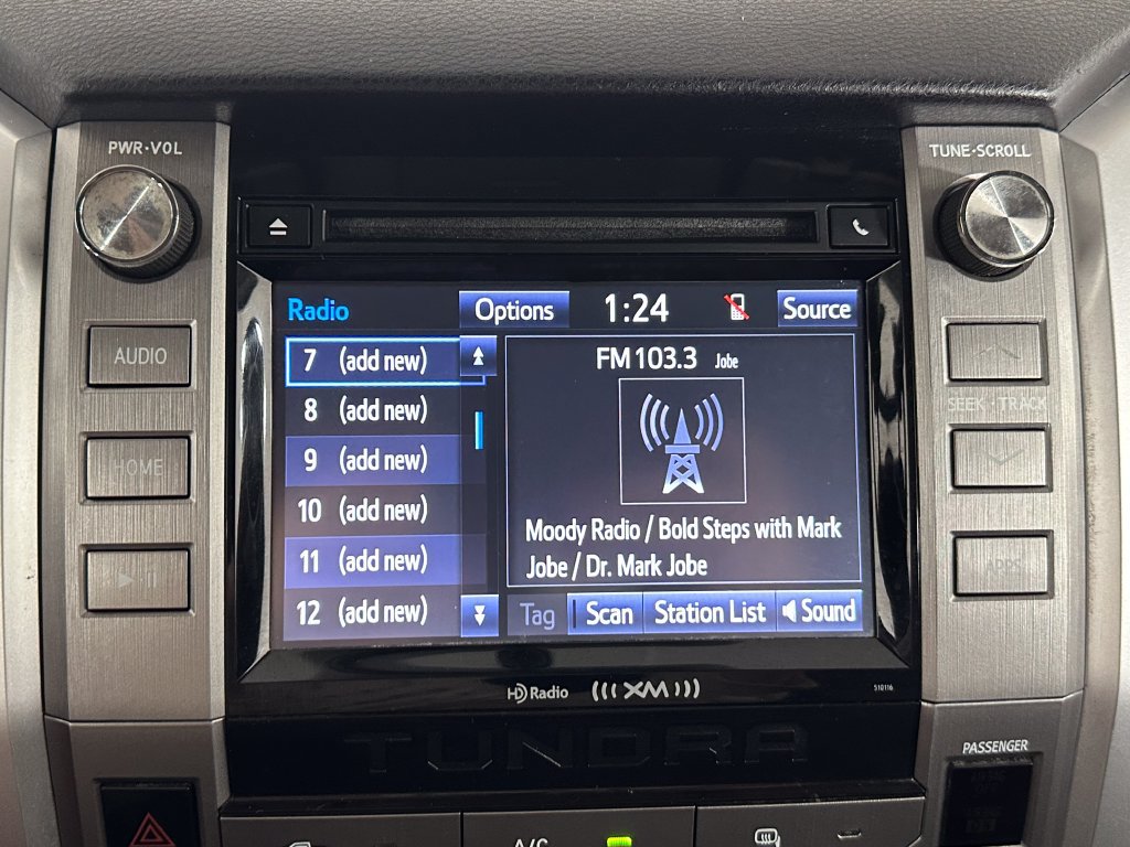 Used 2016 Toyota Tundra SR5 AWD/4WD image 14