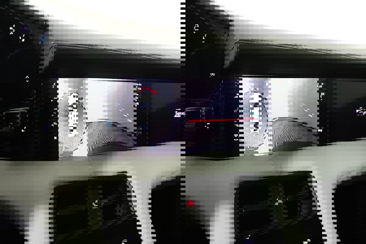 Used 2023 Porsche Taycan w/ Premium Package RWD image 36