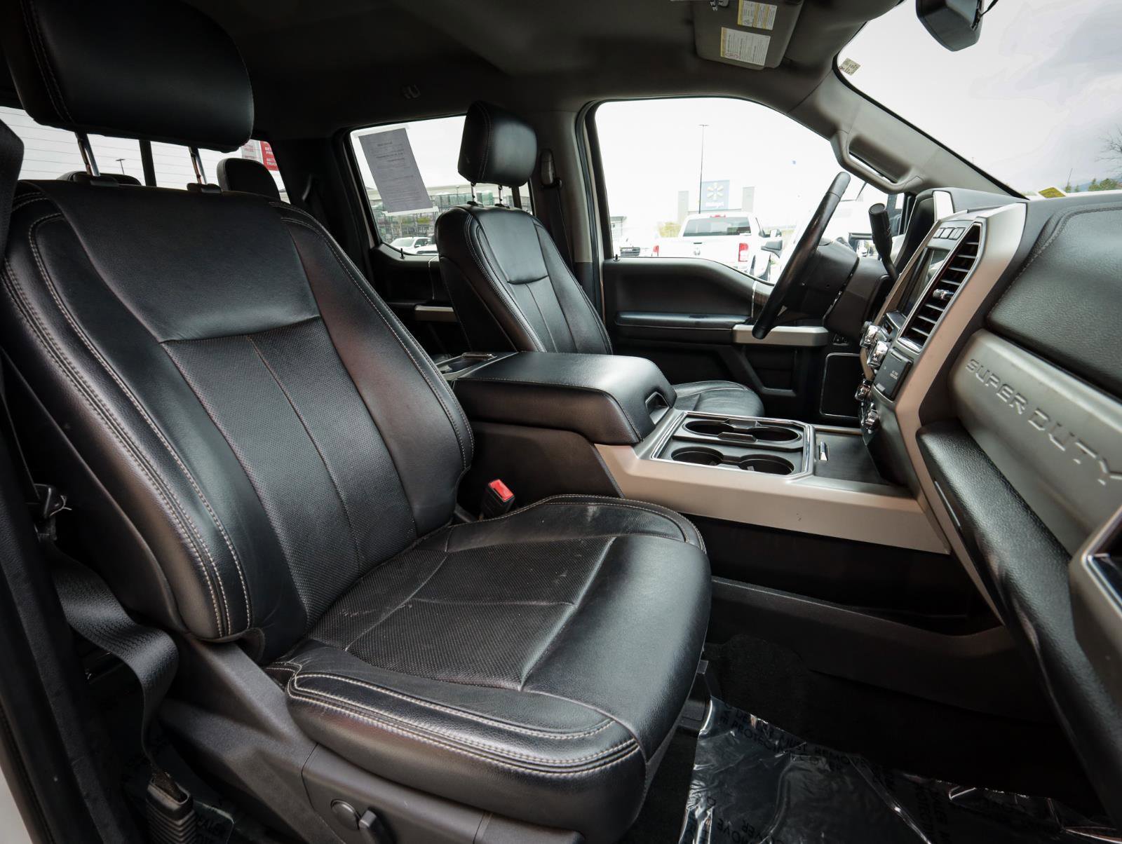 Used 2020 Ford F450 Lariat w/ Lariat Ultimate Package AWD/4WD image 23