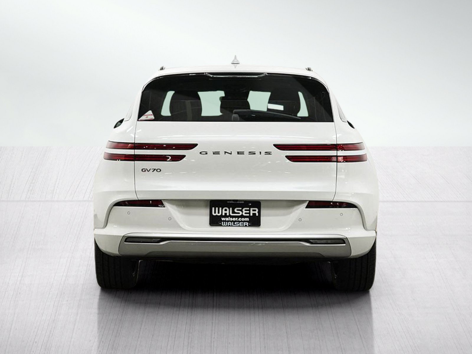 Used 2025 Genesis Electrified GV70 w/ Prestige Package AWD/4WD image 4