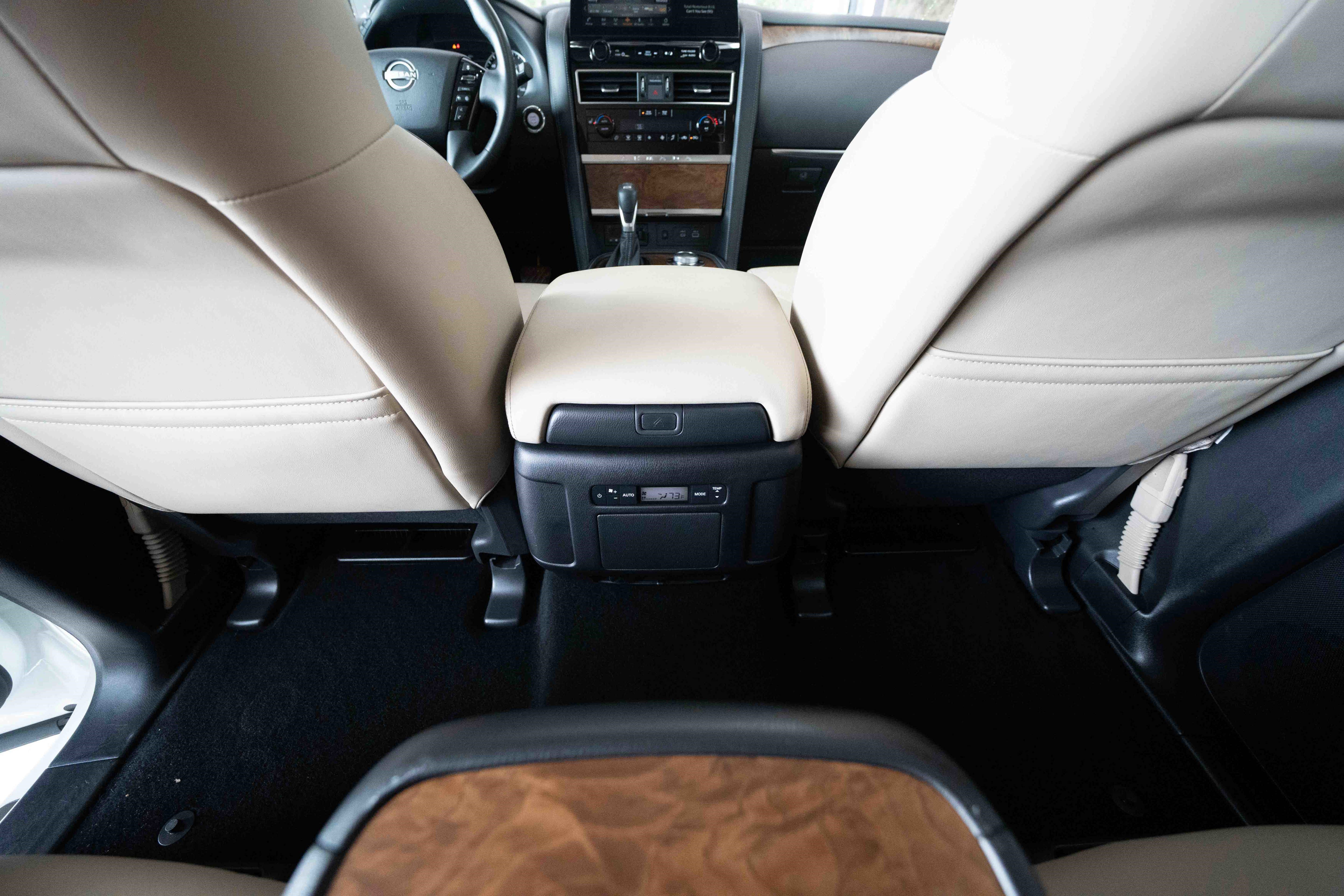 Used 2024 Nissan Armada SL w/ Captain's Chairs Package image 22