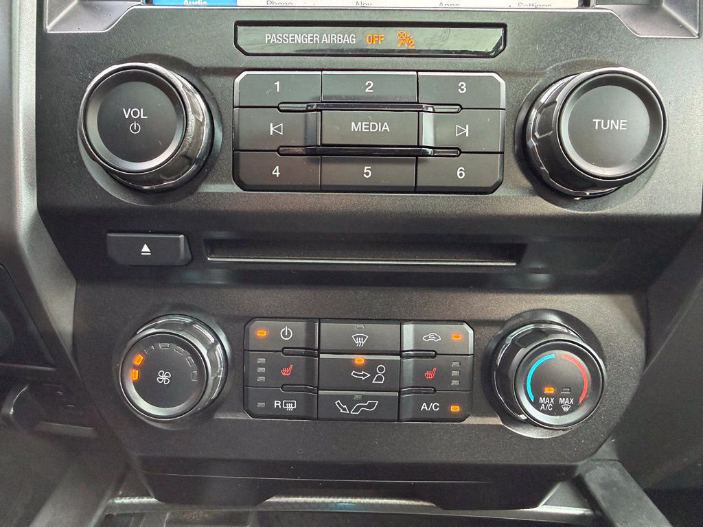 Used 2017 Ford F150 XLT w/ Equipment Group 302A Luxury AWD/4WD image 7