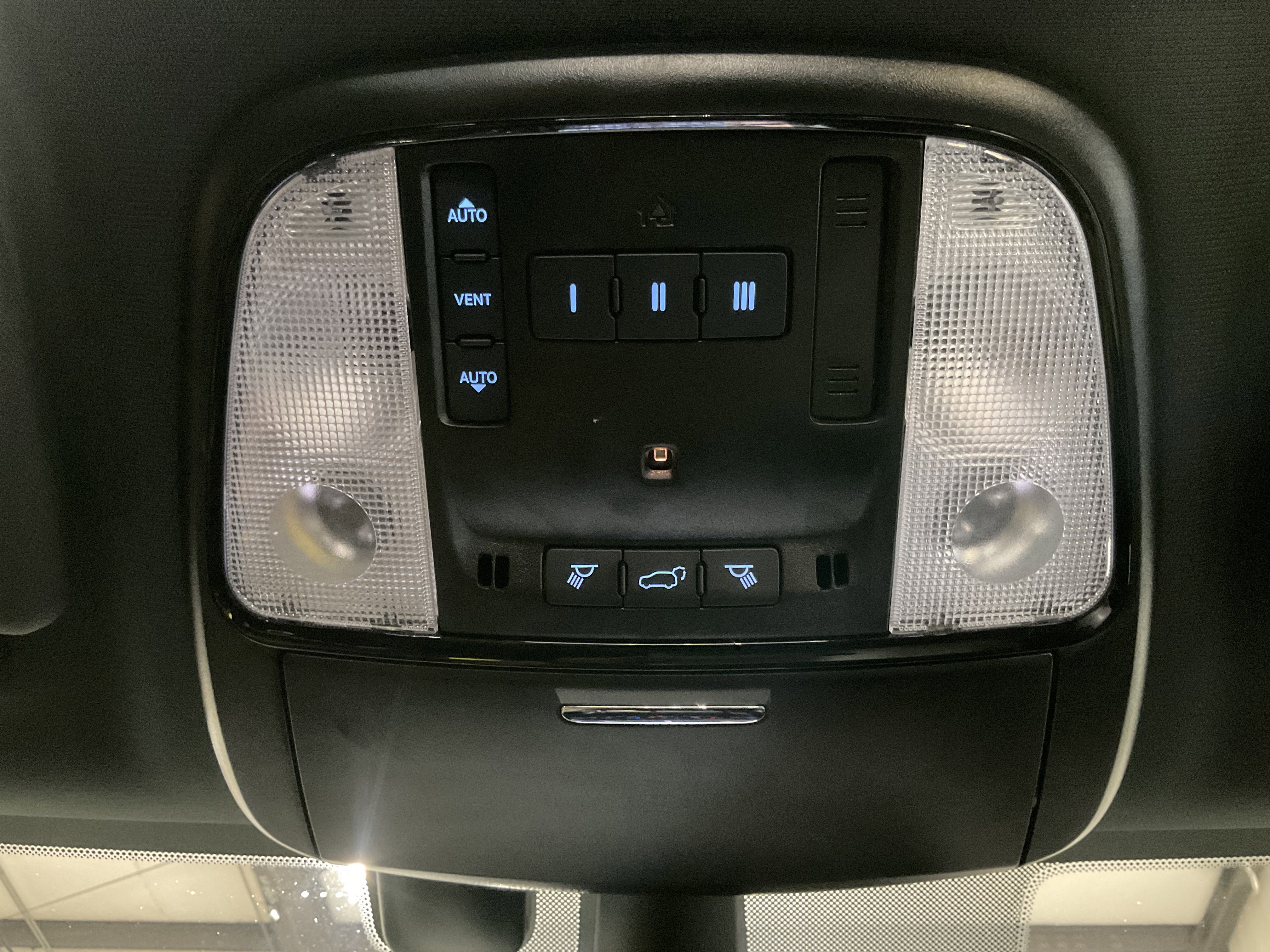 Used 2025 Dodge Durango R/T image 33