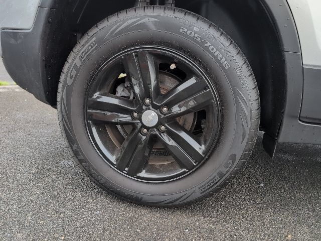 Used 2017 Chevrolet Trax LS AWD/4WD image 9