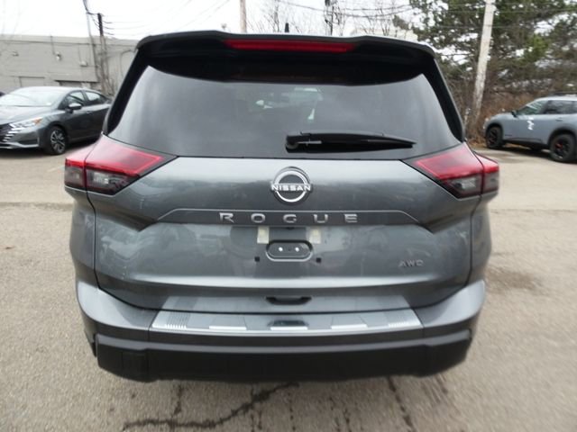 New 2026 Nissan Rogue SV AWD/4WD image 4
