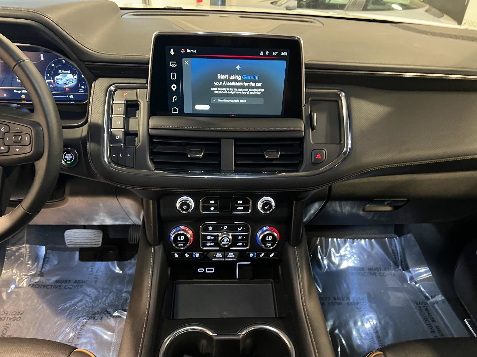 Used 2024 GMC Yukon AT4 w/ AT4 Premium Plus Package AWD/4WD image 16