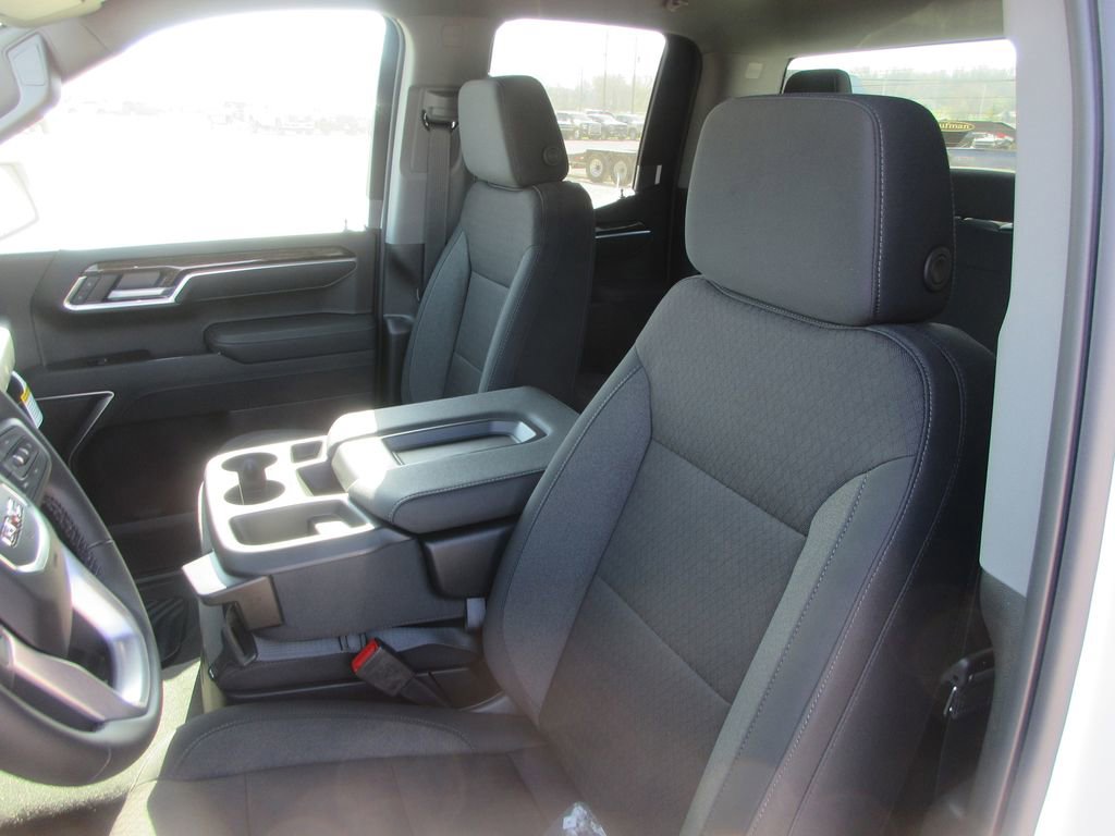 New 2026 GMC Sierra 1500 SLE image 12