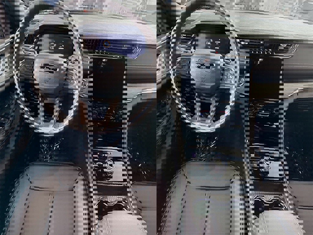 New 2025 Jeep Grand Cherokee L Limited w/ Trailer Tow Package image 2