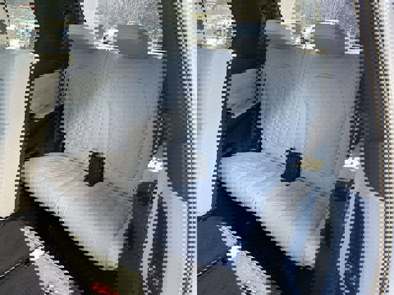 New 2026 BMW X7 xDrive40i image 34