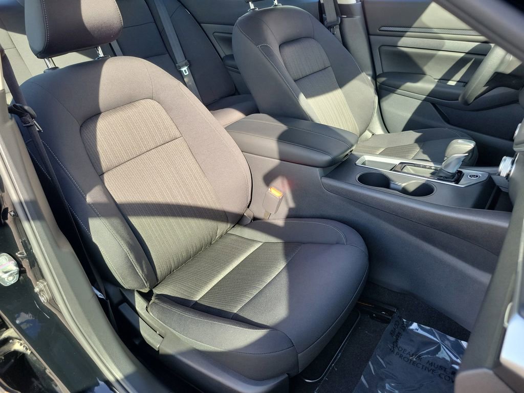 Used 2025 Nissan Altima 2.5 S image 17