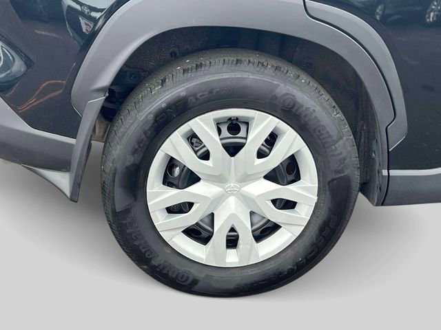 Used 2024 Toyota Corolla Cross L image 13