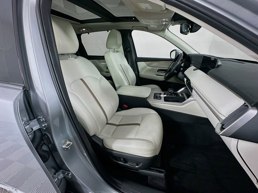 Certified 2024 MAZDA CX-90 Plug-In Hybrid w/ Premium Plus image 37