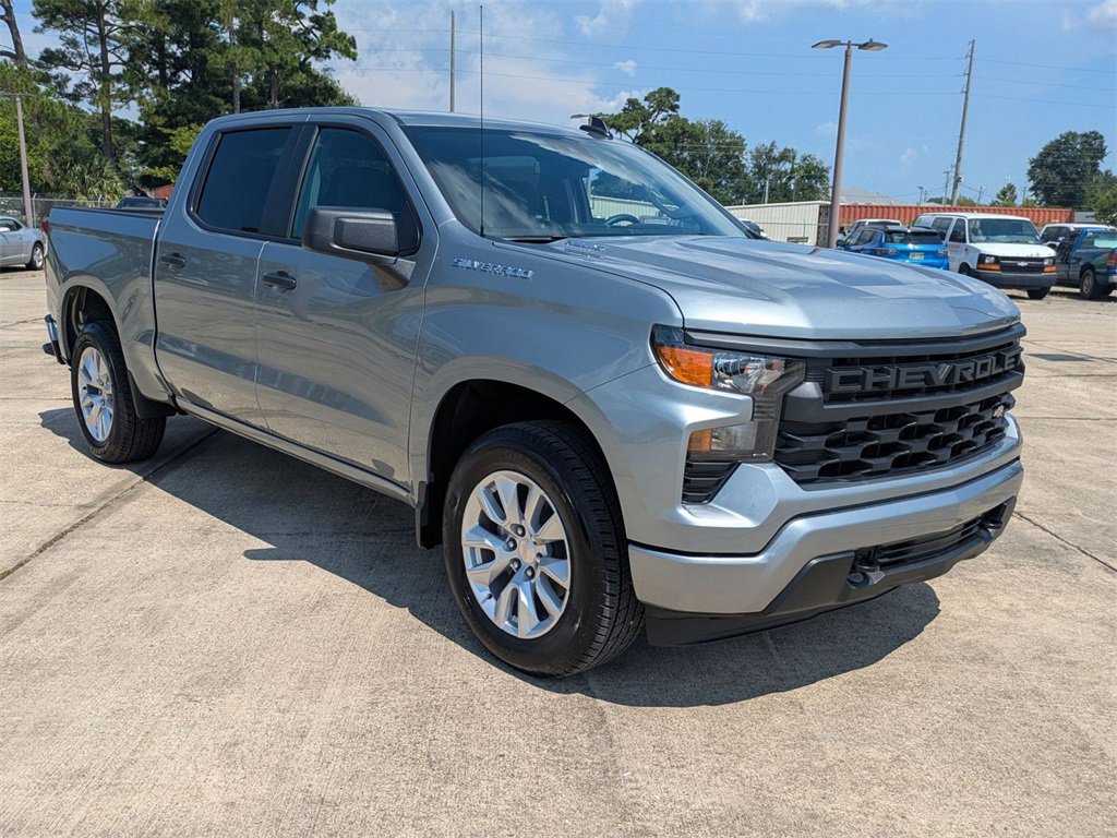 New 2026 Chevrolet Silverado 1500 Custom image 3