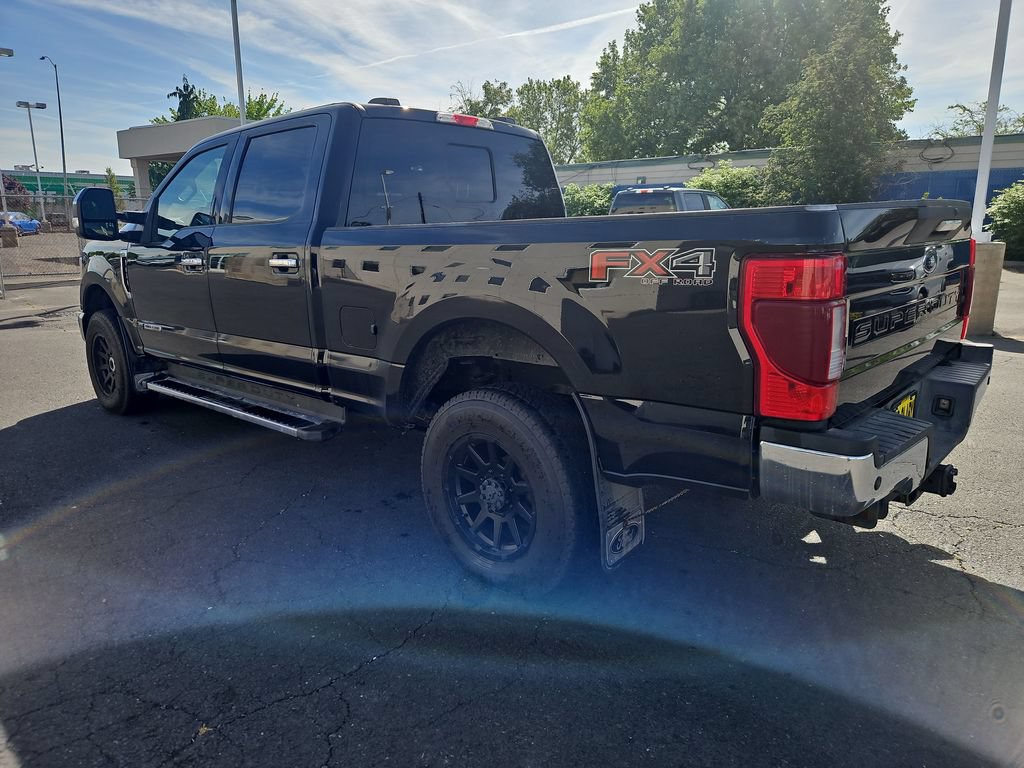 Used 2022 Ford F350 XLT w/ XLT Premium Package AWD/4WD image 3